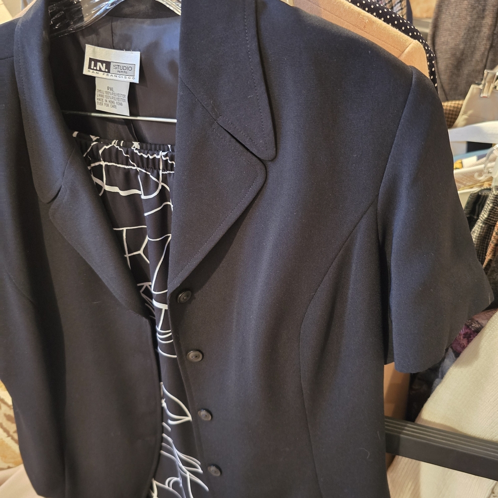Black Blazer With SKIRT featring Patterned Design